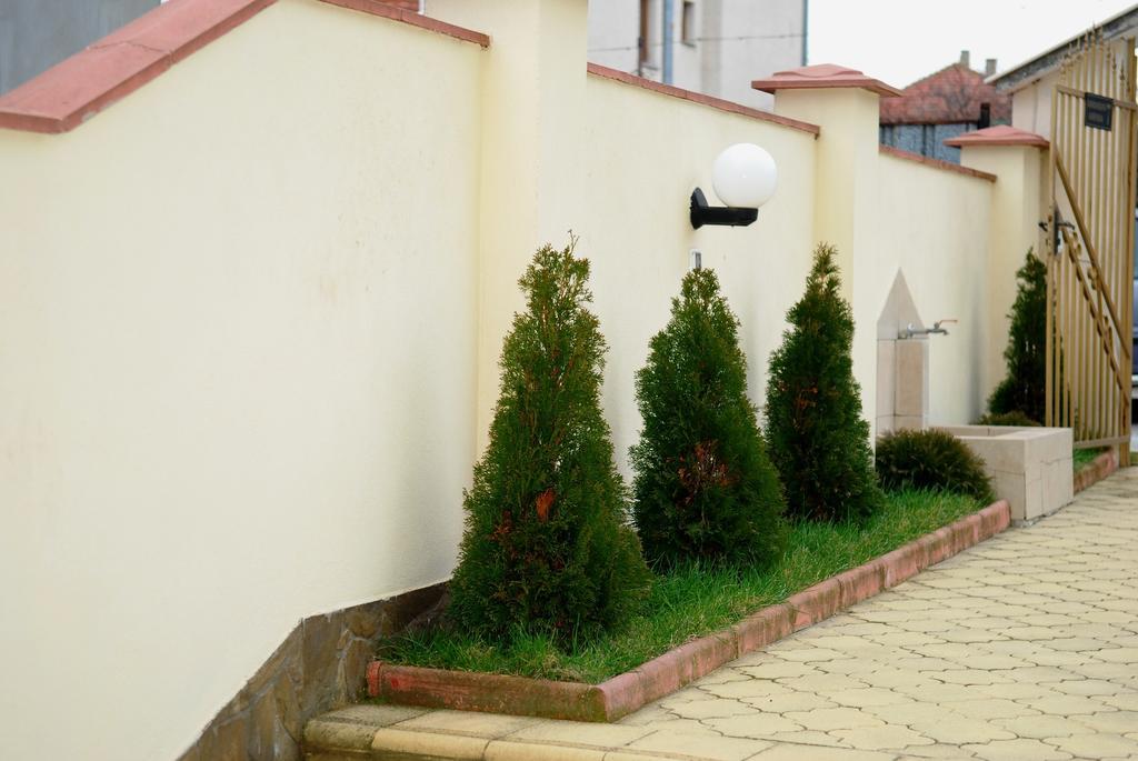 Guest House Markovi Равда Экстерьер фото