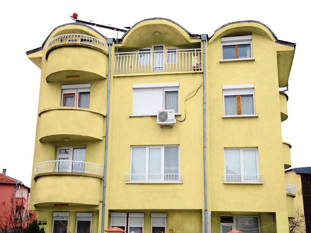 Guest House Markovi Равда Экстерьер фото