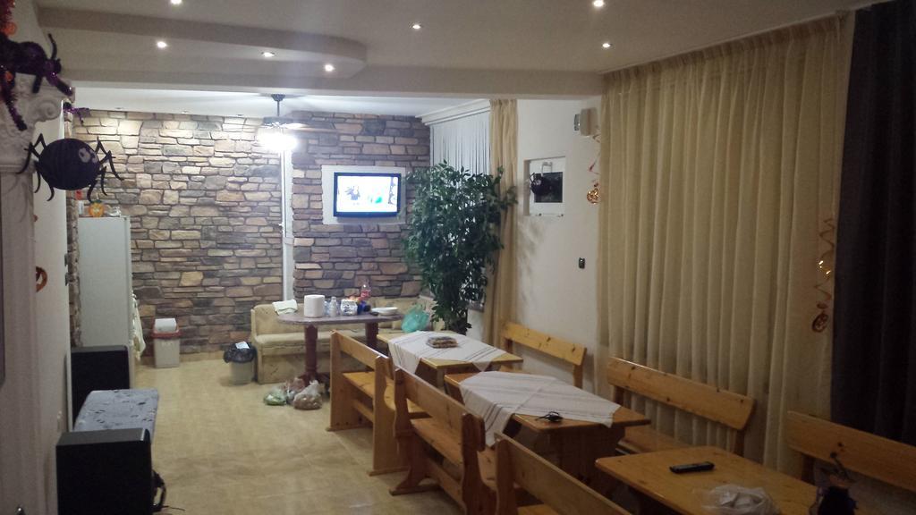 Guest House Markovi Равда Экстерьер фото