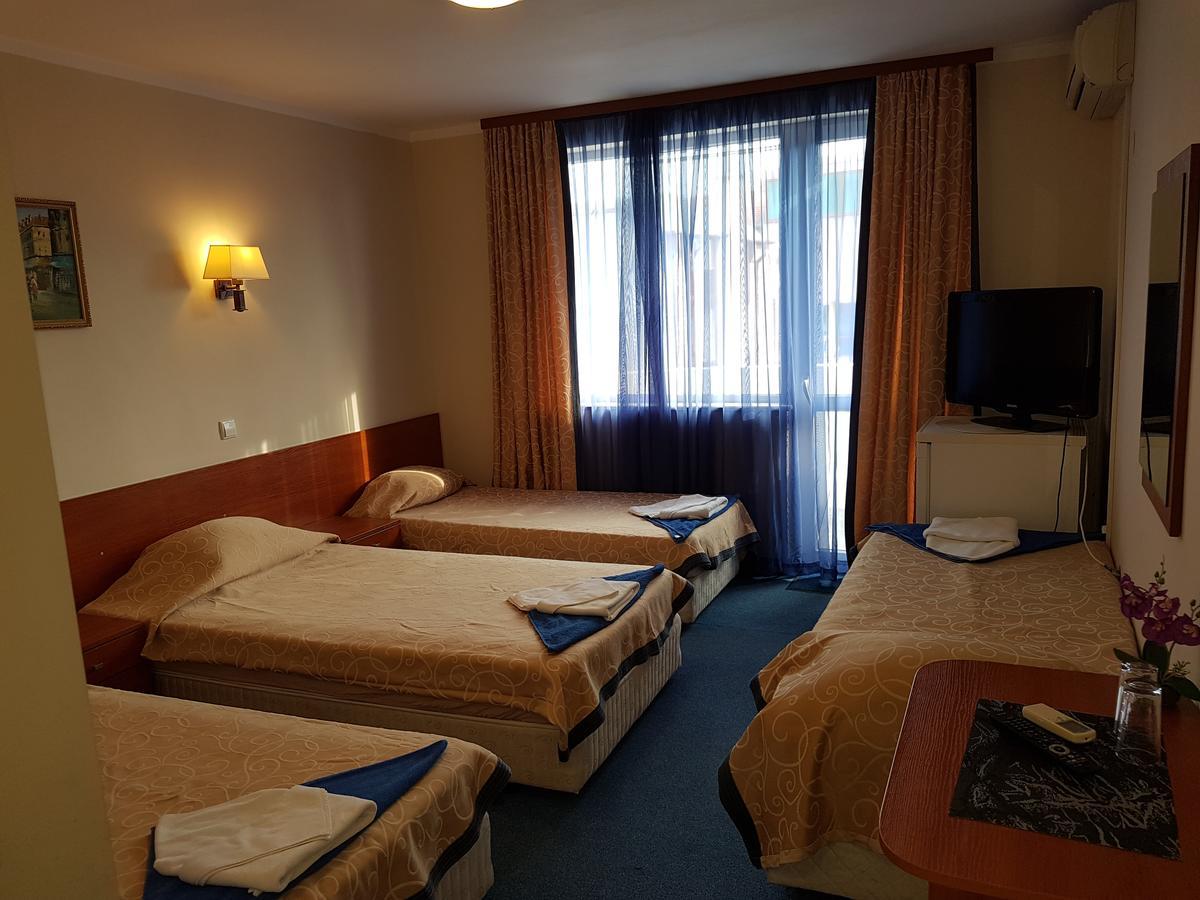 Guest House Markovi Равда Экстерьер фото