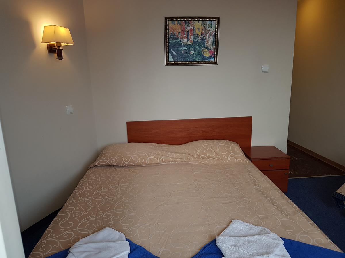 Guest House Markovi Равда Экстерьер фото