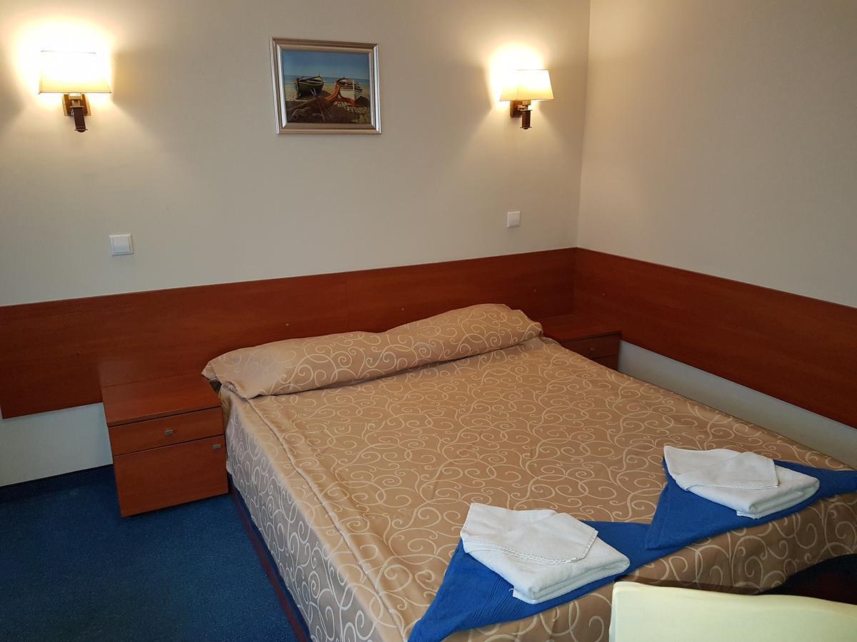 Guest House Markovi Равда Экстерьер фото