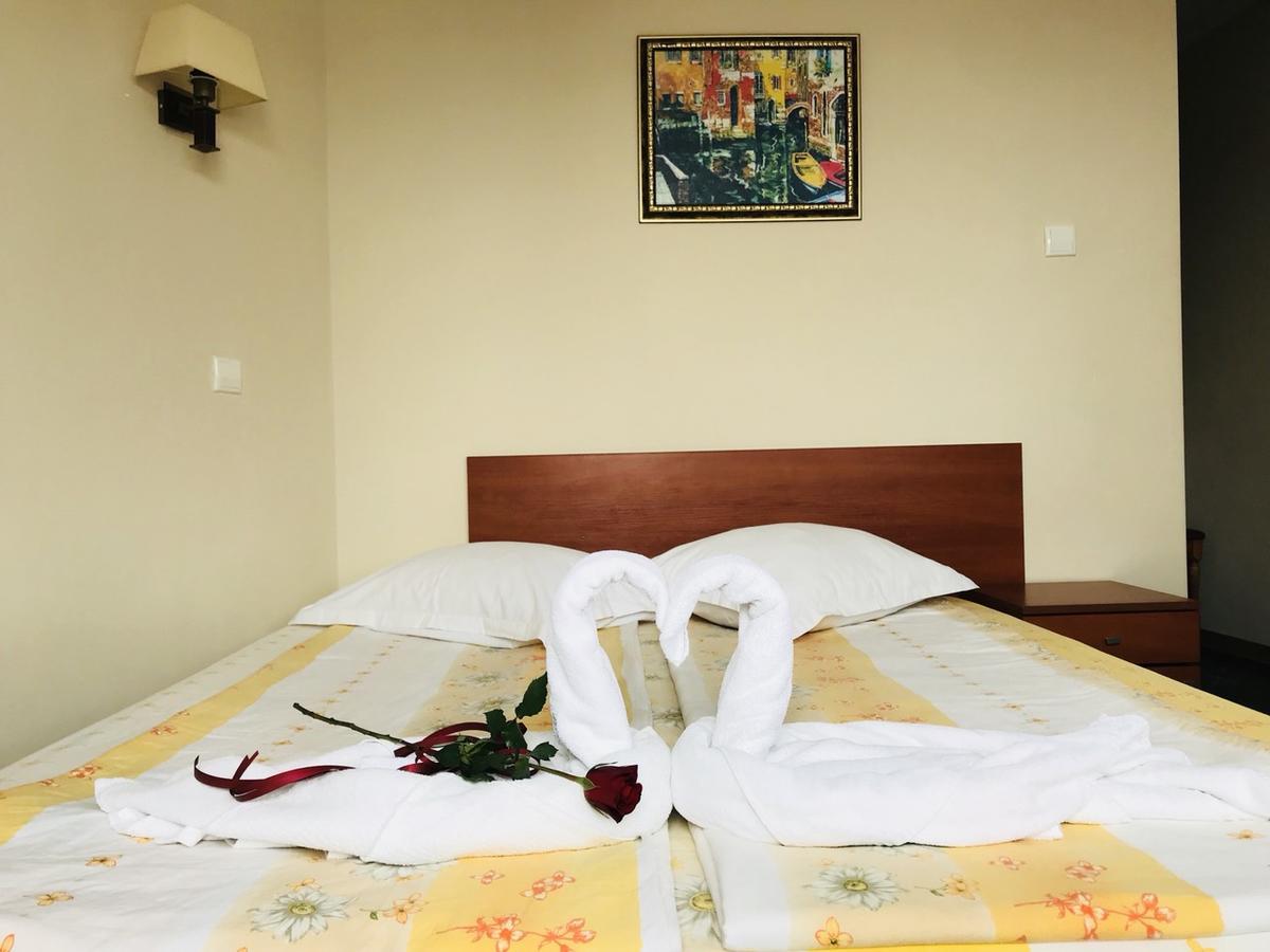 Guest House Markovi Равда Экстерьер фото