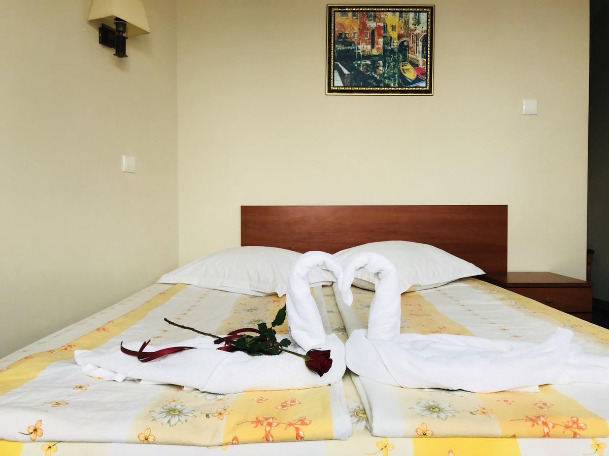 Guest House Markovi Равда Экстерьер фото